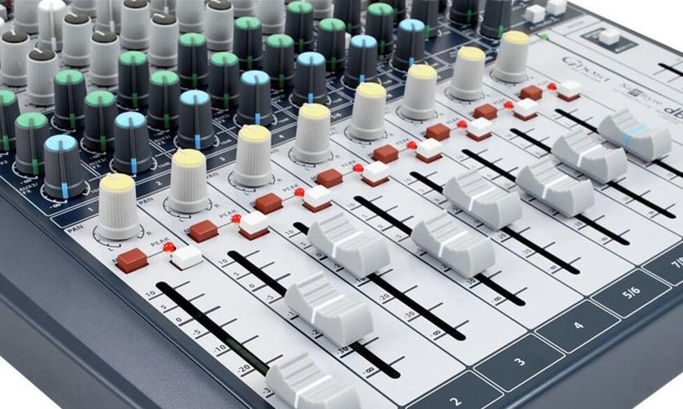 soundcraft-signature-10-chinh-hang-phuc-giang-Tuấn Dũng Audio-157-nguyen-van-troi-p11-quan-phu-nhuan-tphcm