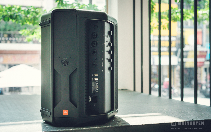 kh-jbleononecompact-11-1