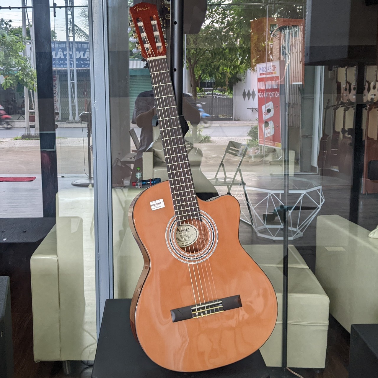 Đàn guitar Fender ESC 105