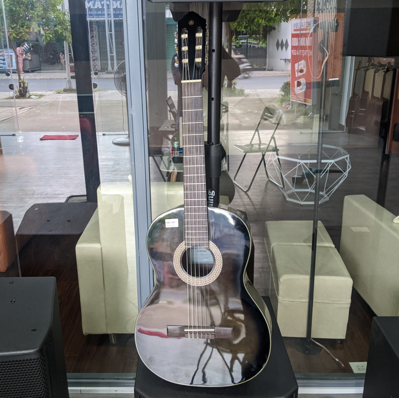 Đàn guitar Yamaha C80