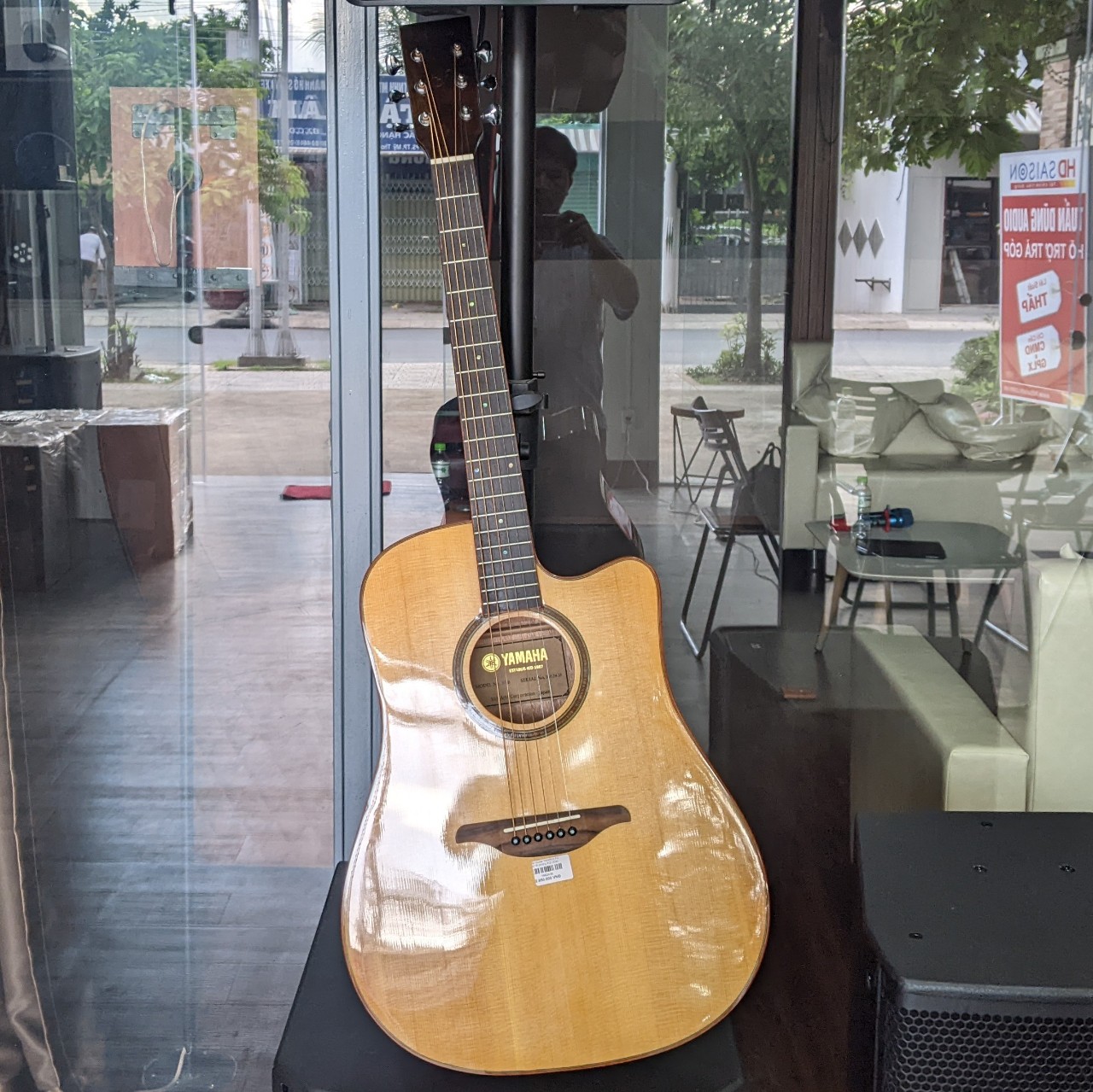 Đàn Guitar YAMAHA FG 301B (không EQ)