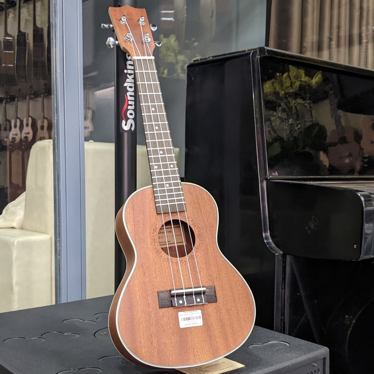 Đàn Ukulele Takamine UK-23
